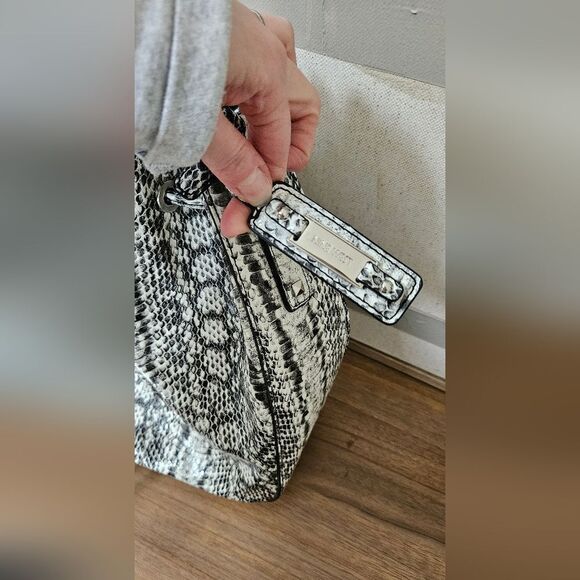 Nine West Elegant Black and White Women's Bag - Picture 3 of 6